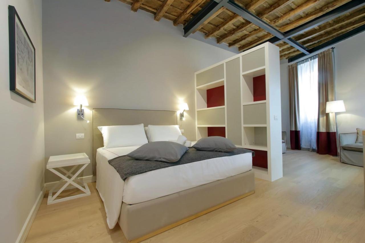 Monti Panisperna Suites Рим Экстерьер фото